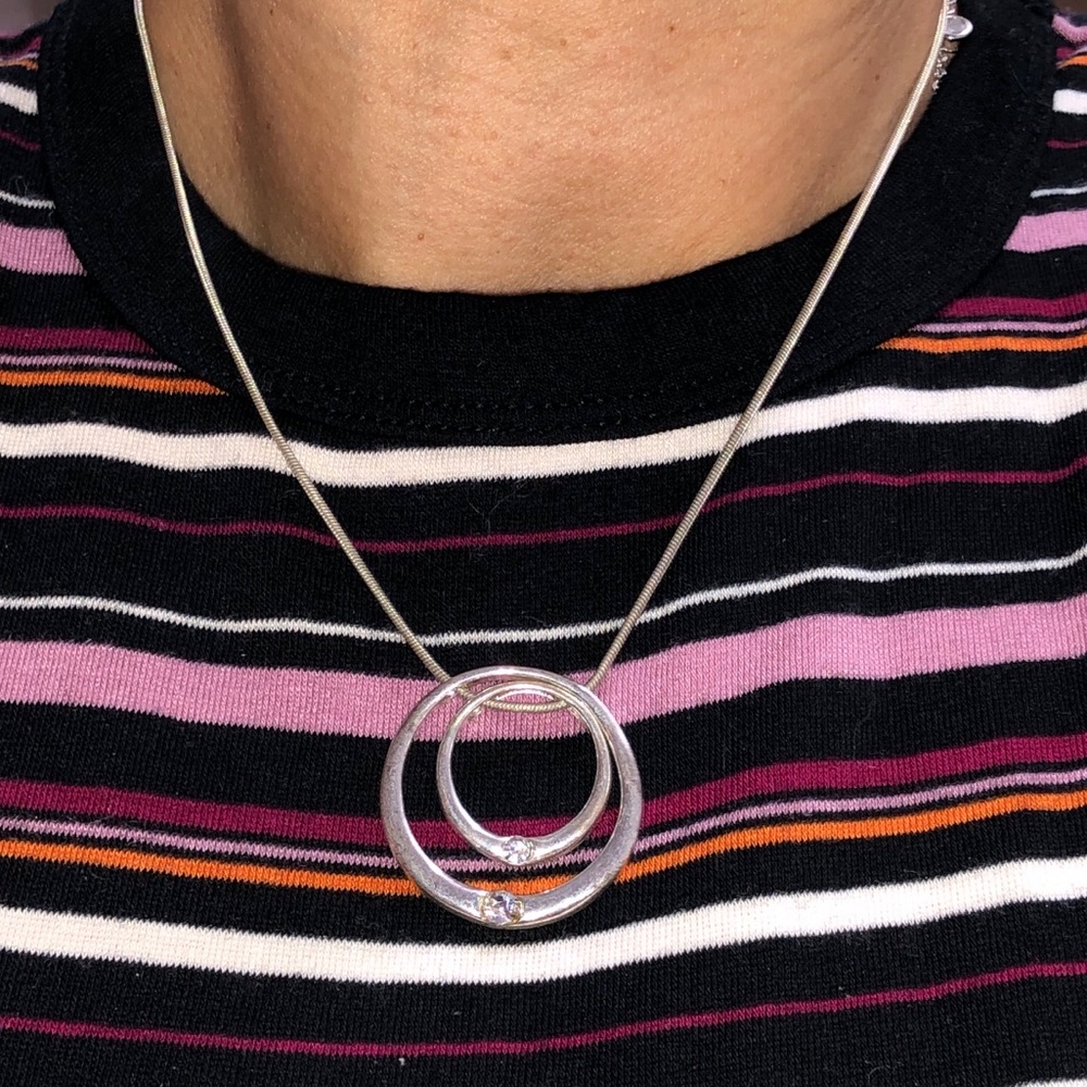 Silver toned rhinestone necklace